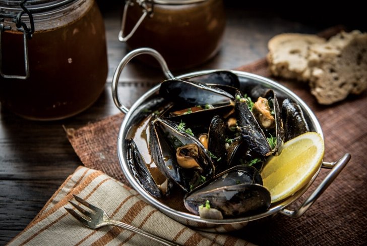 Mussels-with-Mushroom-Broth-CAMP1465